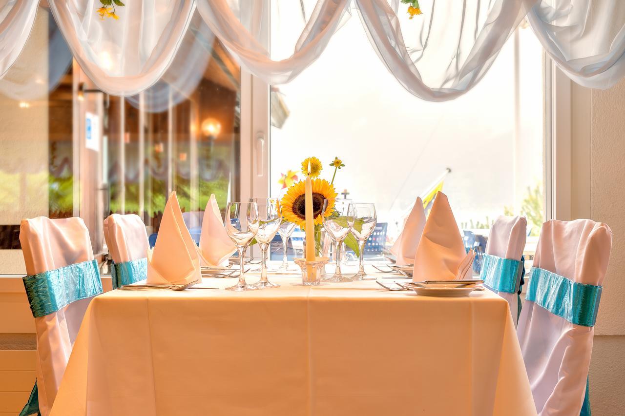 Hotel Restaurant Moeve ฟูลองซี ภายนอก รูปภาพ