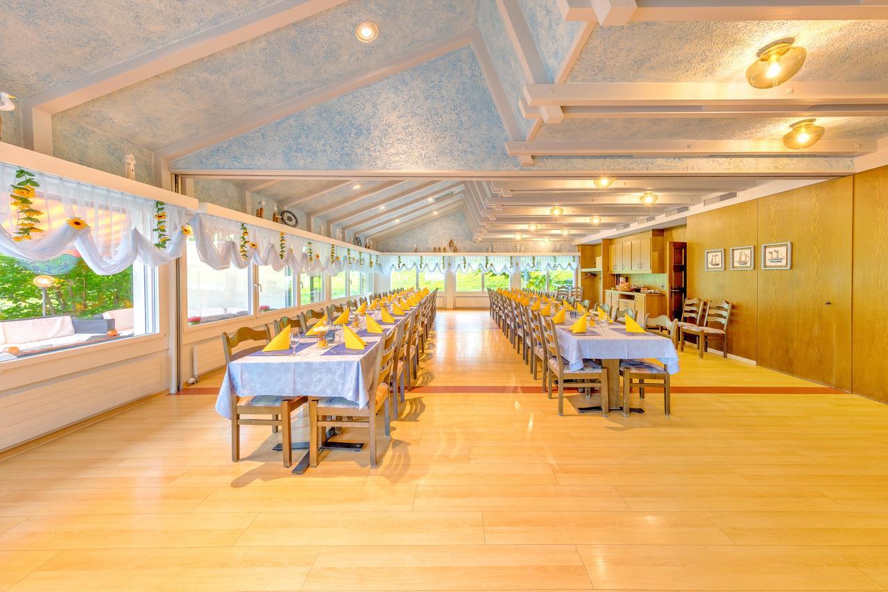 Hotel Restaurant Moeve ฟูลองซี ภายนอก รูปภาพ
